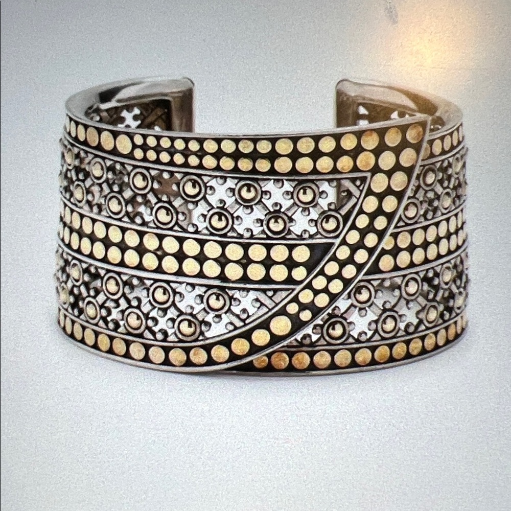 John Hardy 18k and silver Kick cuff bracelet